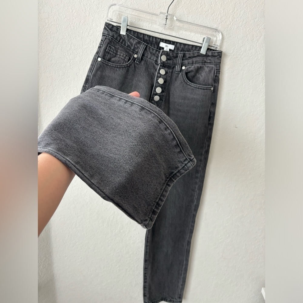 BP. High Rise Mom Jean Size 27 - Picture 7 of 9